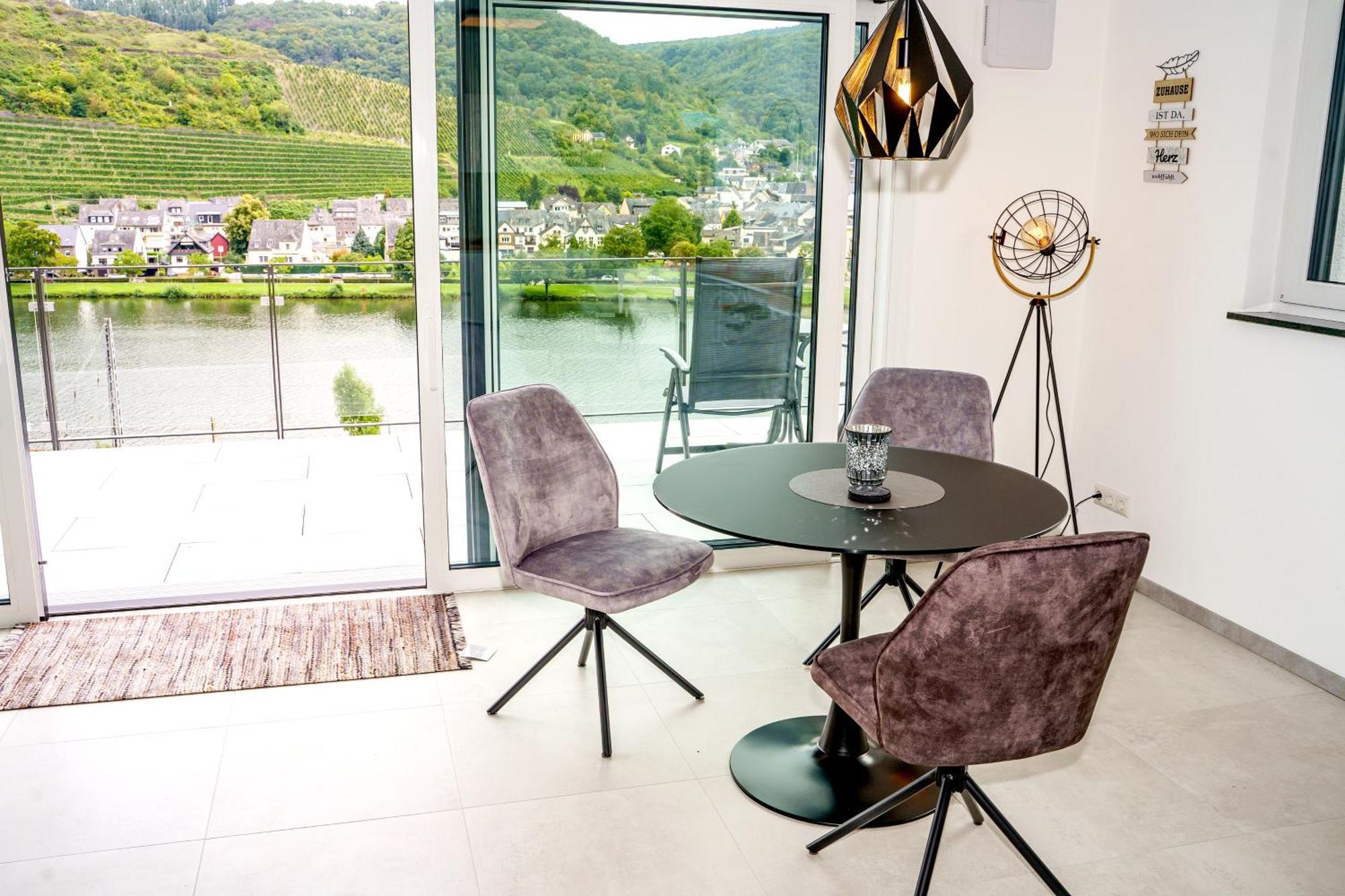Mv Roemervilla, Lofts & Penthouses Mit Traumhaftem Moselpanoramablick Und Sauna Treis-Karden Exteriér fotografie