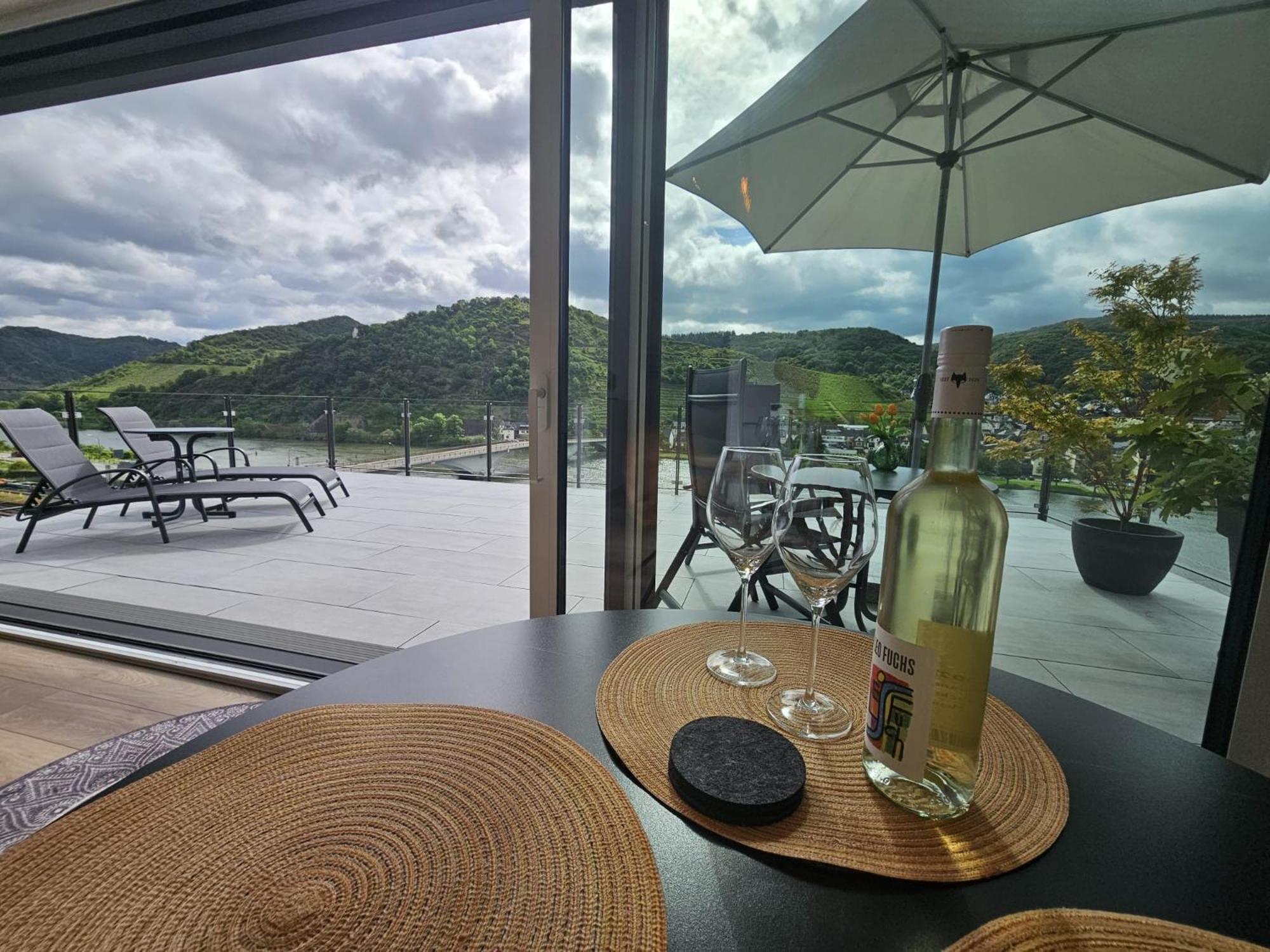 Mv Roemervilla, Lofts & Penthouses Mit Traumhaftem Moselpanoramablick Und Sauna Treis-Karden Exteriér fotografie